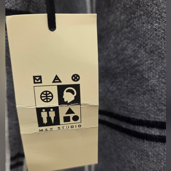 Max Studio Gray Knit Long Sleeve Turtleneck Sweater - Picture 3 of 5